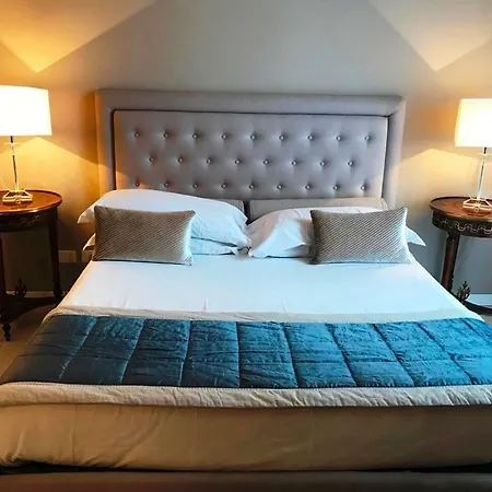 Di Rienzo Residences Apartamento