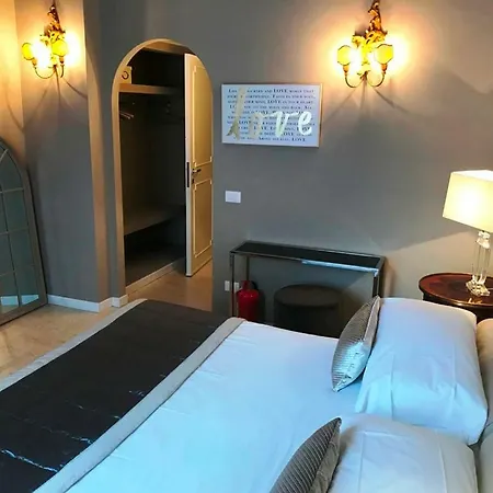 Di Rienzo Residences 아파트 로마